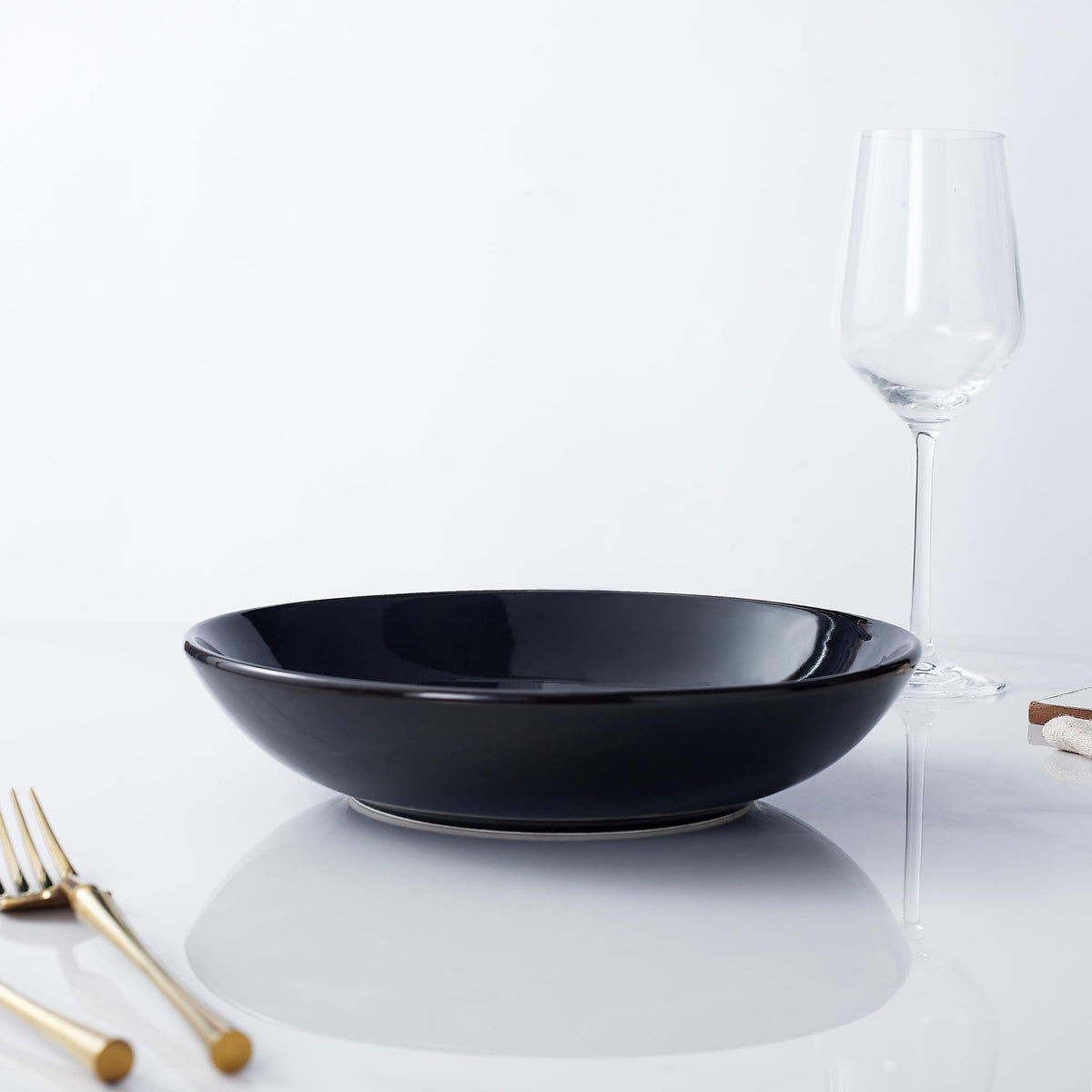 Black Ceramic Bowls Set of 4, 9 Inch 40 oz Microwave and Oven Safe H332152