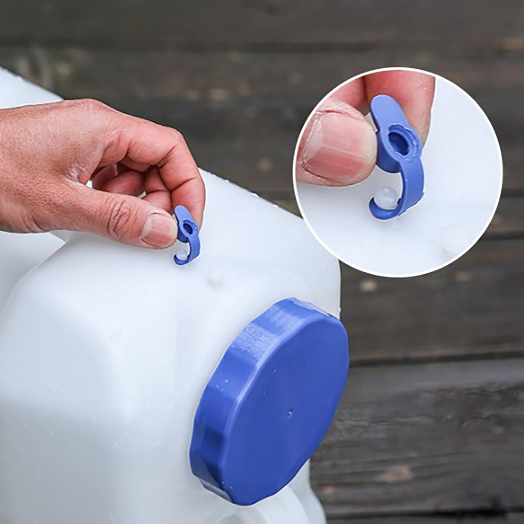 2 Gallons Clear Water Container with Spigot and Handle V778608