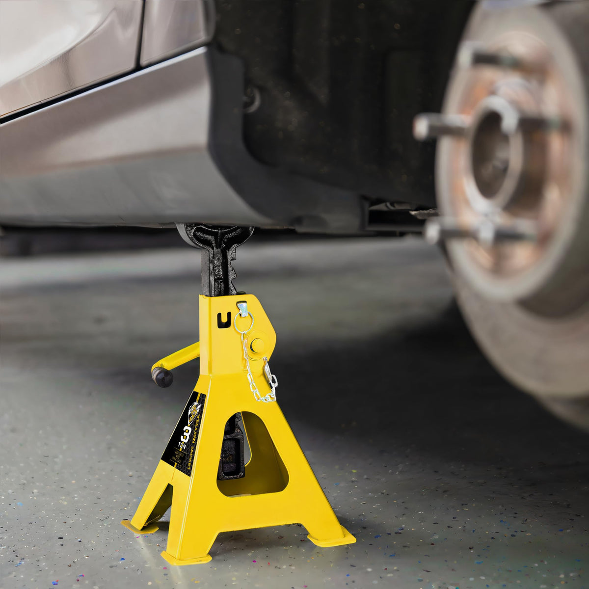 3 Ton Low Profile Hydraulic Floor Jack with Jack Stands Y470