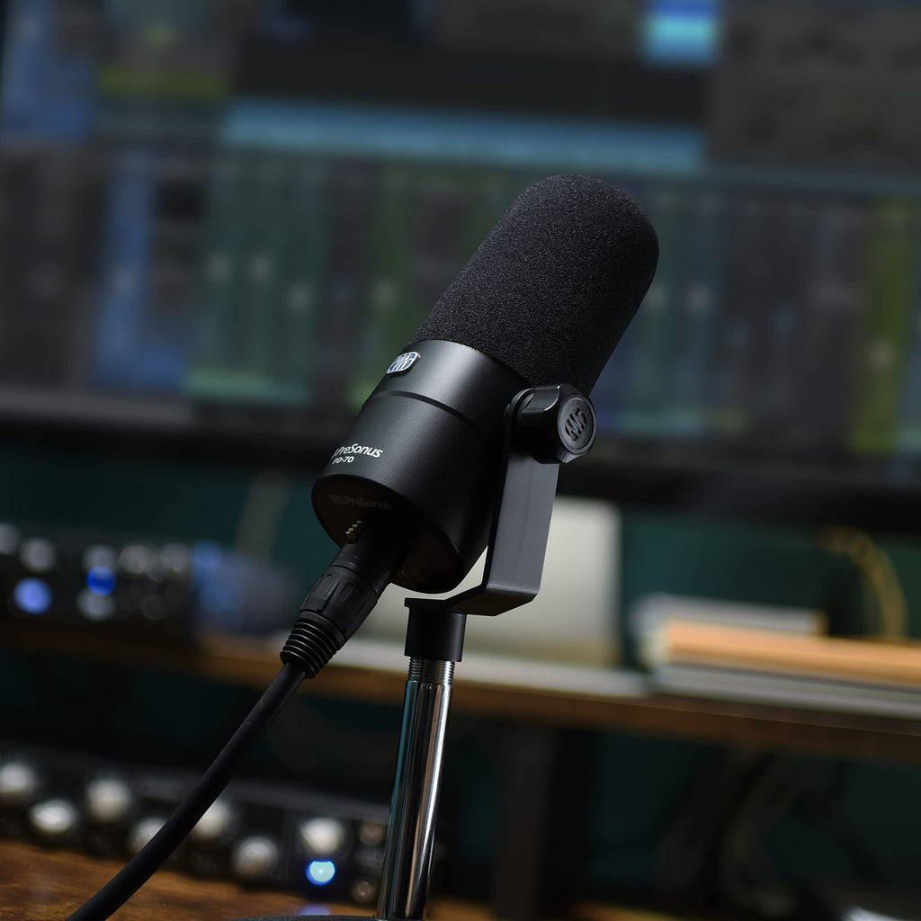 Dynamic Vocal Microphone Q9447