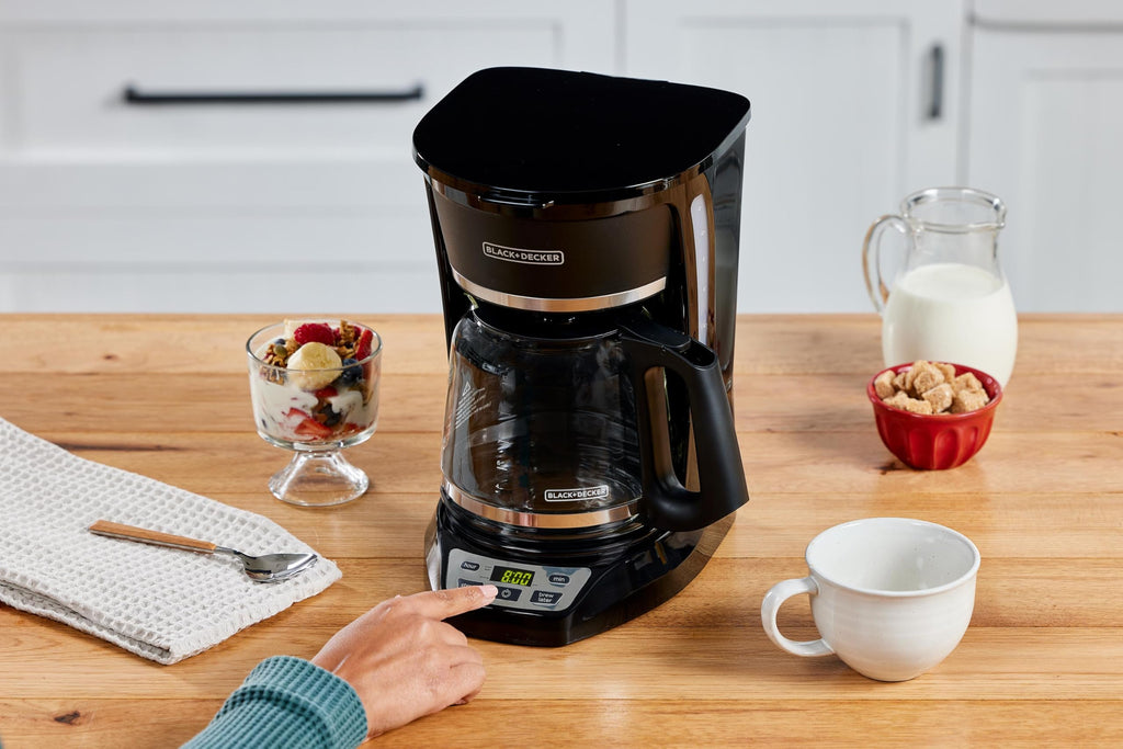 12-Cup Programmable Coffeemaker F5135