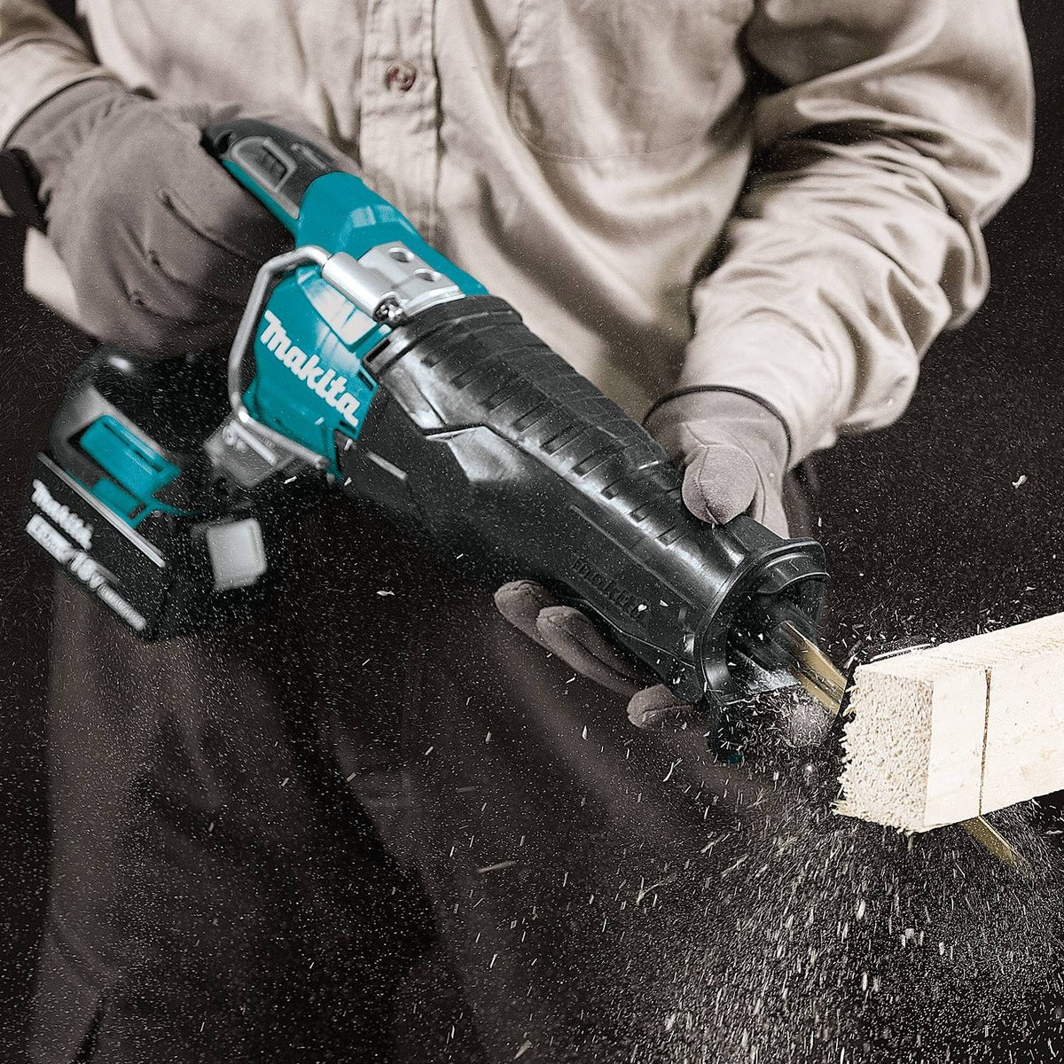 18V Lithium-Ion Brushless Cordless Recipro Saw Kit G28812